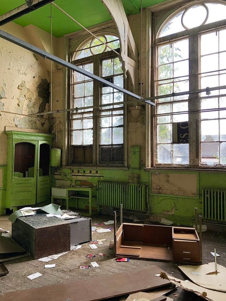 Confined spaces demolition services